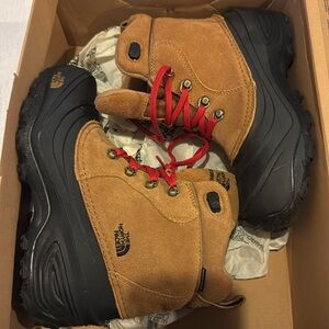 North Face Snow Boots Youth Size 6